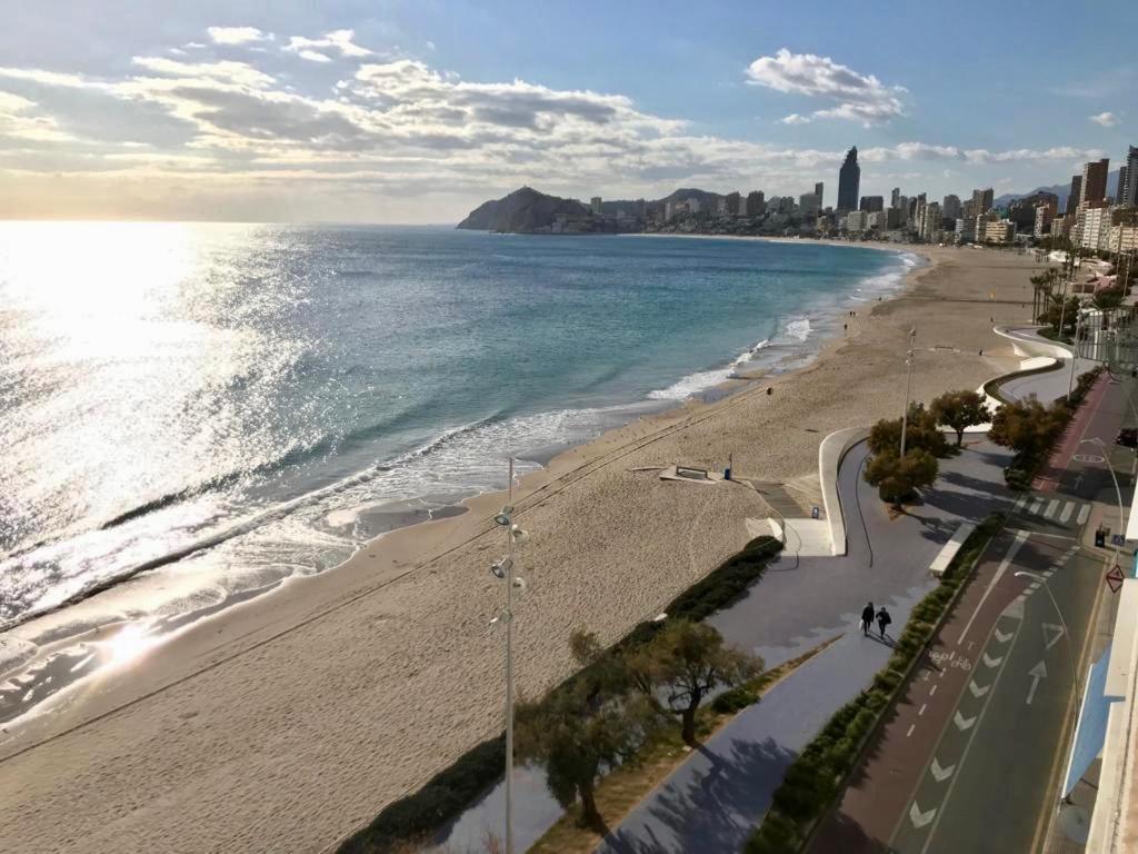 Los Fernandos, 1St Line Beachfront Poniente, 2 Bedroom Apartment Ocean Terrace Бенідорм Екстер'єр фото